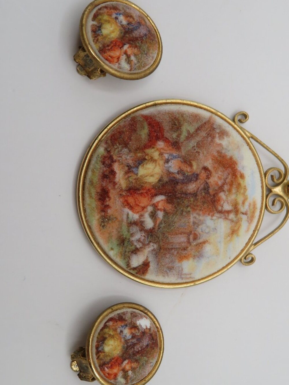 Vintage Sugar Glass Portrait Pendant and Earrings Set